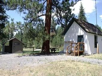 Murderers Creek Guard Station - Back Yard