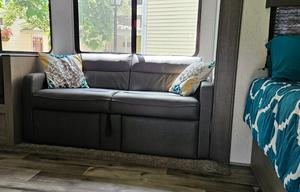 2023 Coleman 17B RV rental photo 6