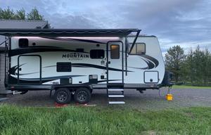 2021 Outdoors RV Creek Side Mountain Series 21DBS