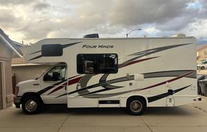 Beautiful 2024 Thor Four Winds 22e Motorhome