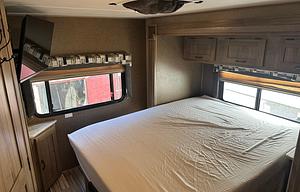 Pet Friendly Coachmen Freelander 21 RS
