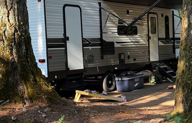 2022 Dutchmen RV Coleman Lantern