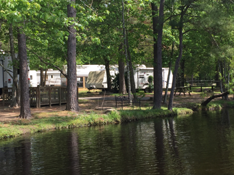 Lone Star Lakes RV Park