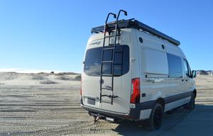 Mercedes Sprinter 4x4 Adventure Mobile 2022