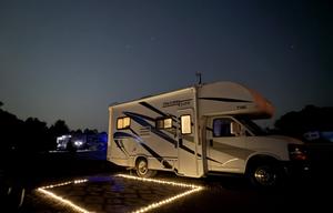 "Dorothy" - Easy Drive-24' Thor Elite - Sleeps 4-6