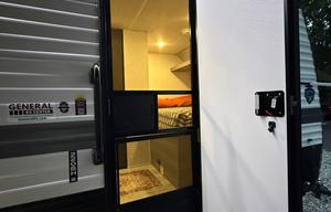 BRAND NEW!! 2025 Bailey Hideout