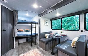Campfire Cruisers Bunkhouse