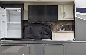 The Cozy Cottage on wheels! Glamping done right!