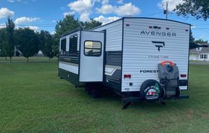 2026 Prime Time RV Avenger 529RBS