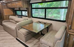 DELIVERY: 2019 Bounder - 2FB - 3 Bunks - Washer
