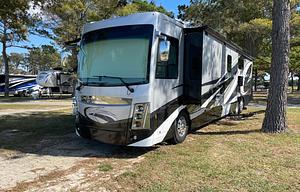 LUXURY RV