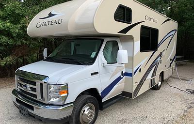 2019 Thor Motor Coach Chateau 22E