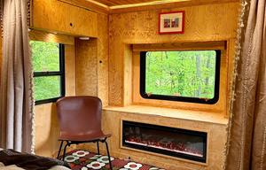 REMODELED, luxury  new interior. DELIVERY ONLY.