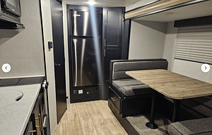 2021 Cherokee Wolf Pup Black Label 16PFBL RV rental photo 10
