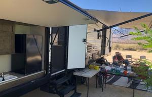 2021 Family Friendly trailer w/separate bunkhouse