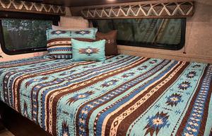 2018 Jay Flight - Queen bed 10” Serta Memory Foam