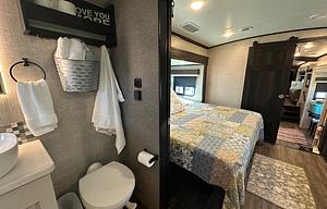 2022 Jayco North Point 382FLRB