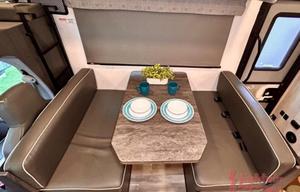 Forest River RV Sunseeker LE 3250DSLE Ford