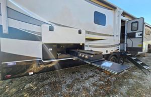 2023 Jayco North Point 382FLRB