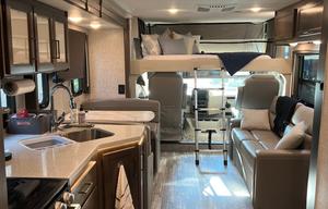 Thor Motor Coach Hurricane 34J