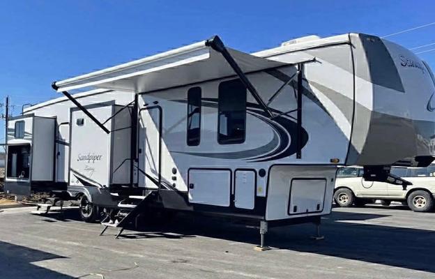 Luxury Camping by the Parkers