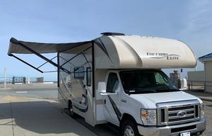 "Tiny" 2019 Thor Motor Coach Freedom Traveler 24HE