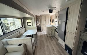 NEW 2026 Coachmen Catalina Legacy Edition 273DBH