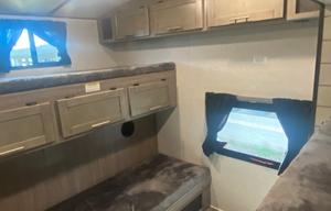2021Crossroads Sunset Trail,  2 bathrooms, lg bunk