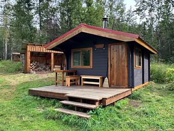SWAN LAKE CABIN SEWARD