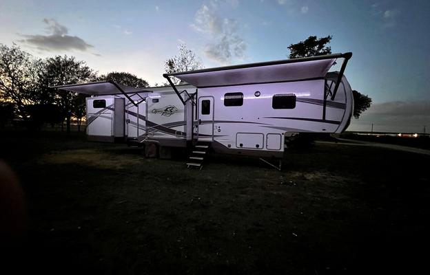 2021 Highland Ridge RV Open Range OF427BHS