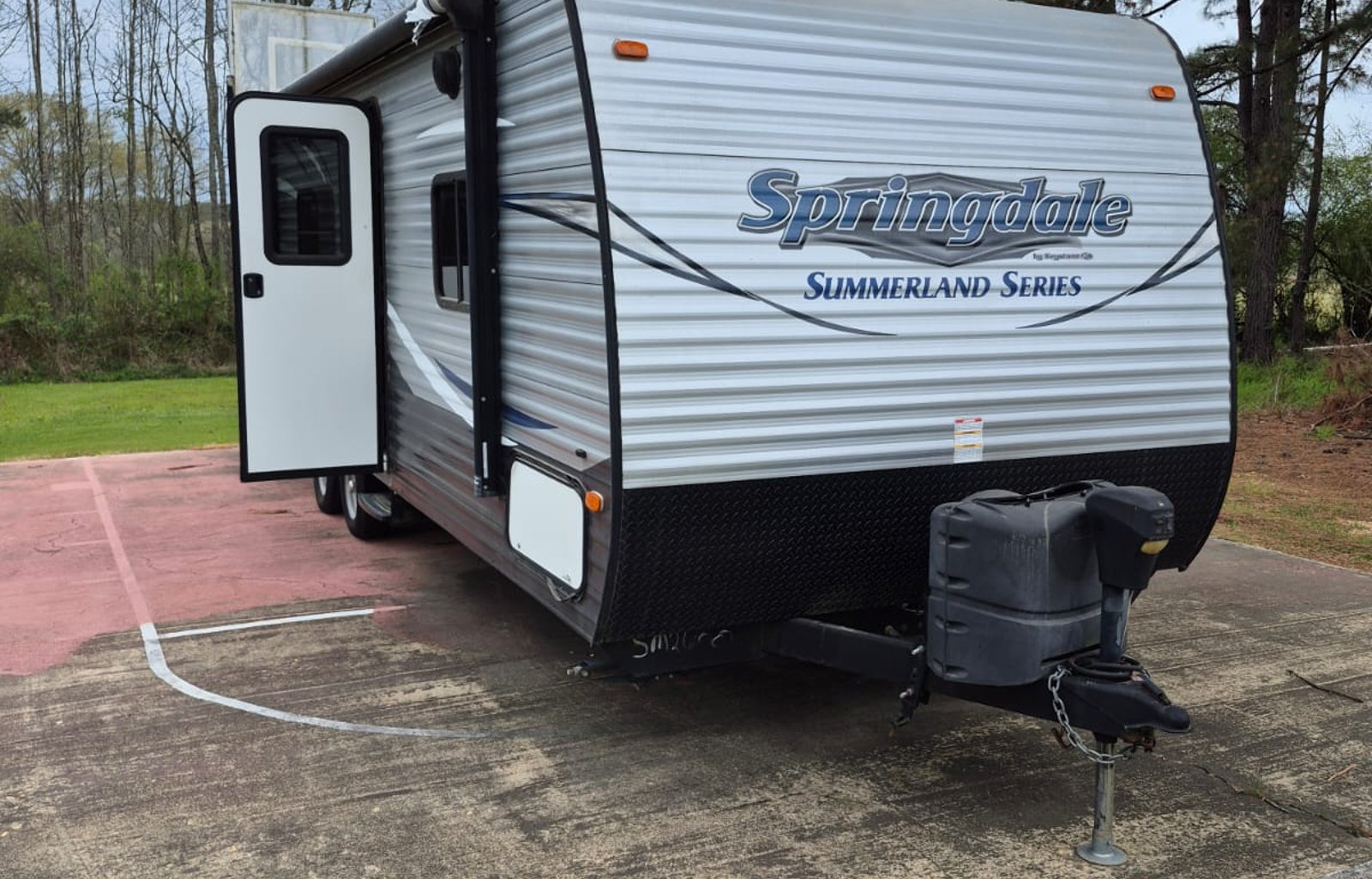 "Hotel Comfort, Campsite Freedom"