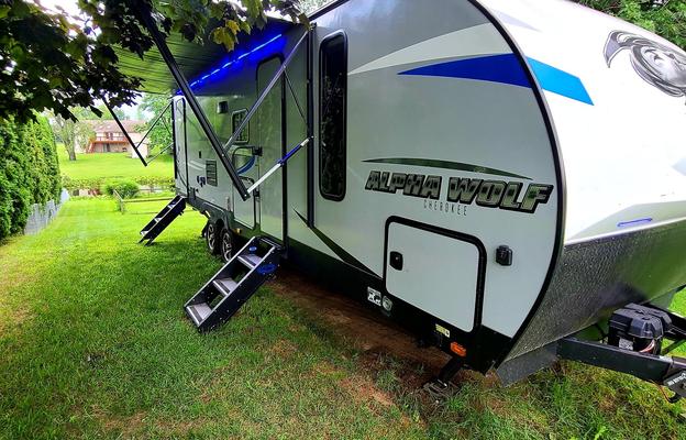 2020 Forest River RV Cherokee Alpha Wolf 26DBH-L