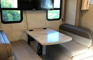 2021 Thor Motor Coach Quantum SE SE28 Ford
