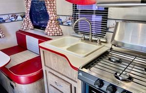 2016 Gulf Stream RV Vintage Cruiser - Fully setup