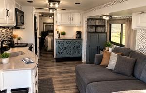 Coachmen Mirada 34BH – Spacious Class A Family RV