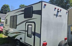 20 ft VERY CUTE MALLARD CAMPER - SUV TOWABLE