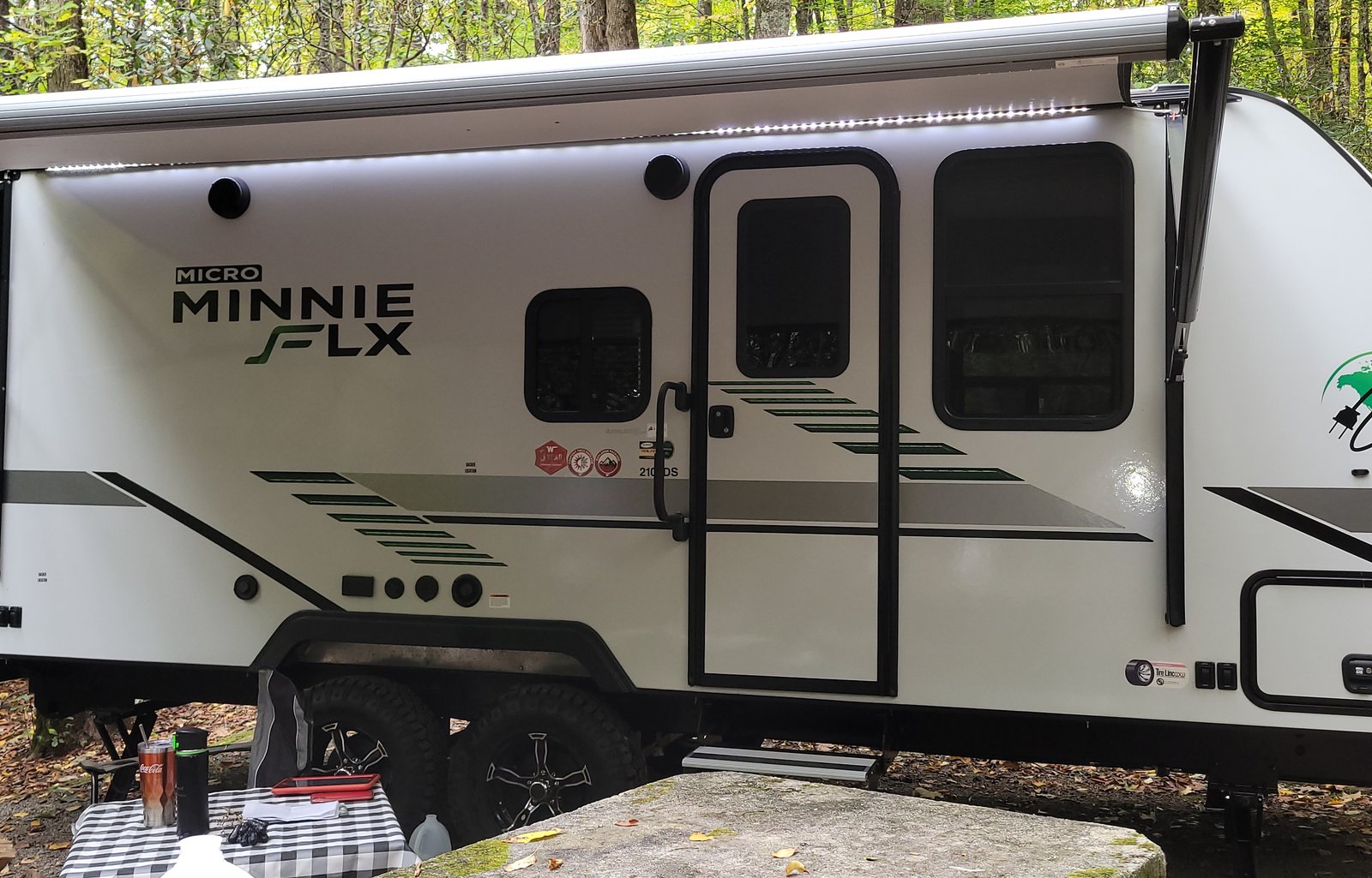 2022 Winnebago Micro Minnie FLX Solar