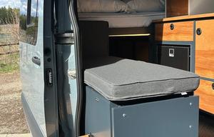 2024 Mercedes Benz, Sprinter 2500 class B