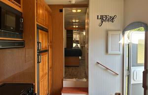 2008 Big Country 3300 RL RV rental photo 9