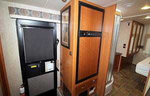 Unlimited Mileage Winebago Itasca Cambria 30C
