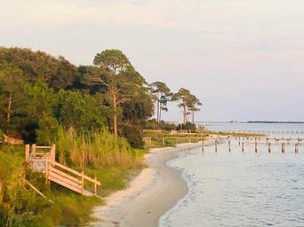 The Hideaway Retreat