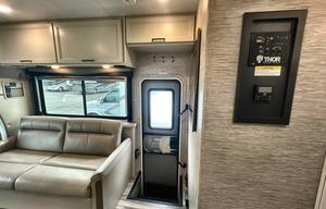 2023 Thor Motor Coach Freedom Elite 28HE