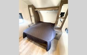 BUNK HOUSE