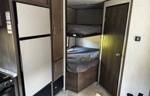 2022 Dutchmen RV Coleman Lantern LT Series 262BH