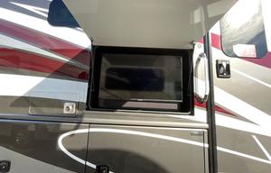 2022 Fleetwood RV Bounder 33C (Brand New)