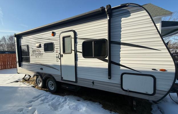 2017 Jay Flight 21QB RV rental photo 1