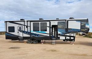 Getaway Glampster