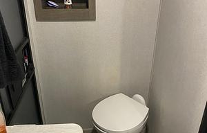 2021 Keystone RV Hideout 318BR RV rental photo 15