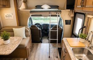 Meet "Lucy" 2018 Thor Four Winds SMTX1826