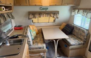 2004 Forest River RV Surveyor Traver 19 ft